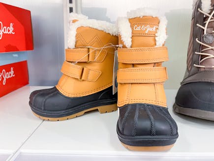 Cat & Jack Denver Winter Boots