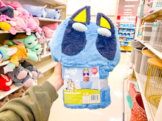 Target-kids-hooded-blankets-3