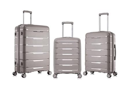 Rockland Luggage Set