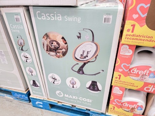 baby swing by maxi cosi