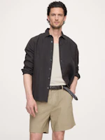 Banana Republic Men's Weekender Short