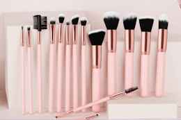 makeup brush set being displayed