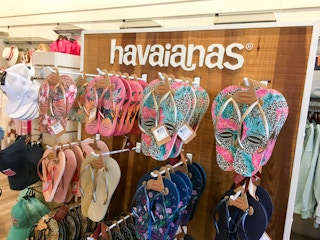 orb-shoes-havaianas-flip-flops-1-2