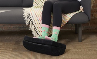 under desk foot rest-amazon