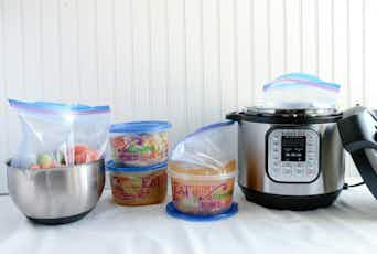 https://content-images.thekrazycouponlady.com/nie44ndm9bqr/4k9c3bhVkf4Vy8d9CAKNlY/7a4093a939046b069b9735f651fdaed6/round-containers-.jpg?auto=format&fit=max&w=342&q=25