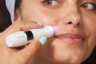 Woman using Gillette Venus Mini Facial Hair Remover