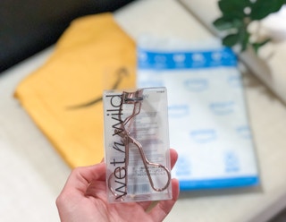 amazon wet n wild eyelash curler filler 2 1635184687 1635184688