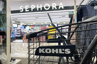 kohls cart in front of sephora sign in kohls