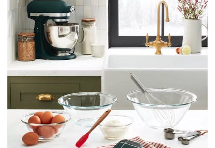 Magnolia Glass Mixing Bowl Set