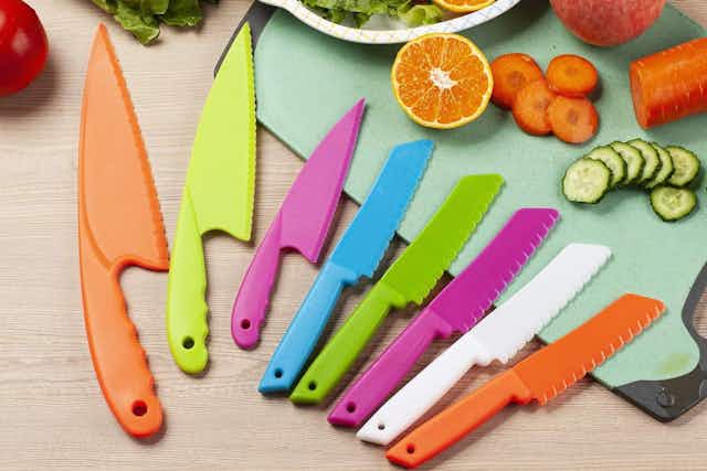 Kids' Nylon Knife Set, Just $5.99 on Amazon card image