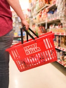 Family Dollar Closing Almost 400 Stores — 200 Will Become Dollar Tree