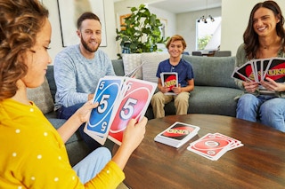 amazon giant uno game 1638465714 1638465714