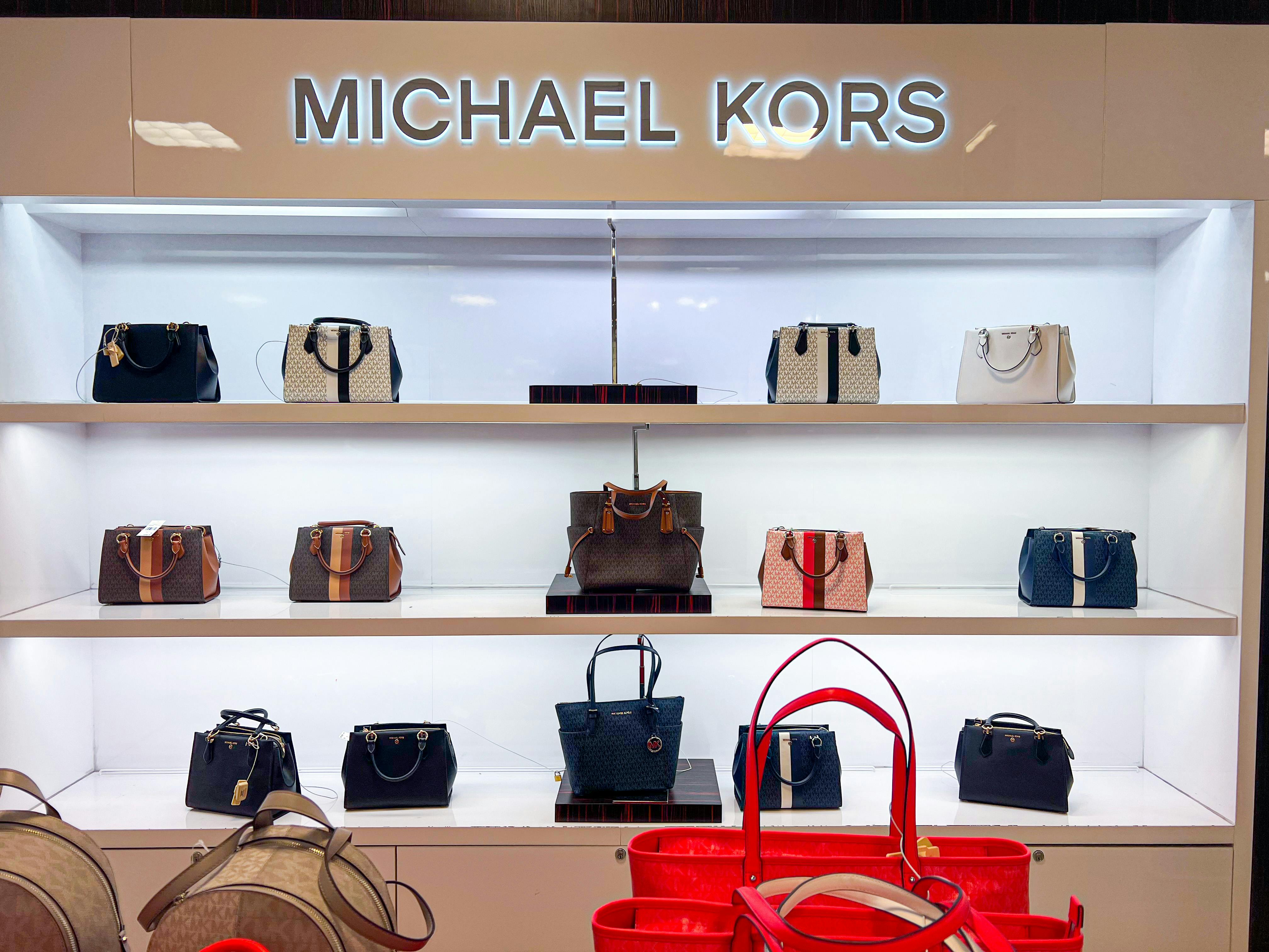 Michael Kors Outlet! New Shop with Me! Sale! 70% plus 20% off