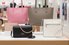Kate Spade Long Weekend Sale Feature Image