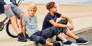 zulily-under-armour-clothing-sale-dec-2022