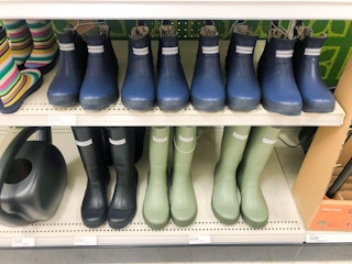 target adult rain boots b 2021 1624130527 1624130527