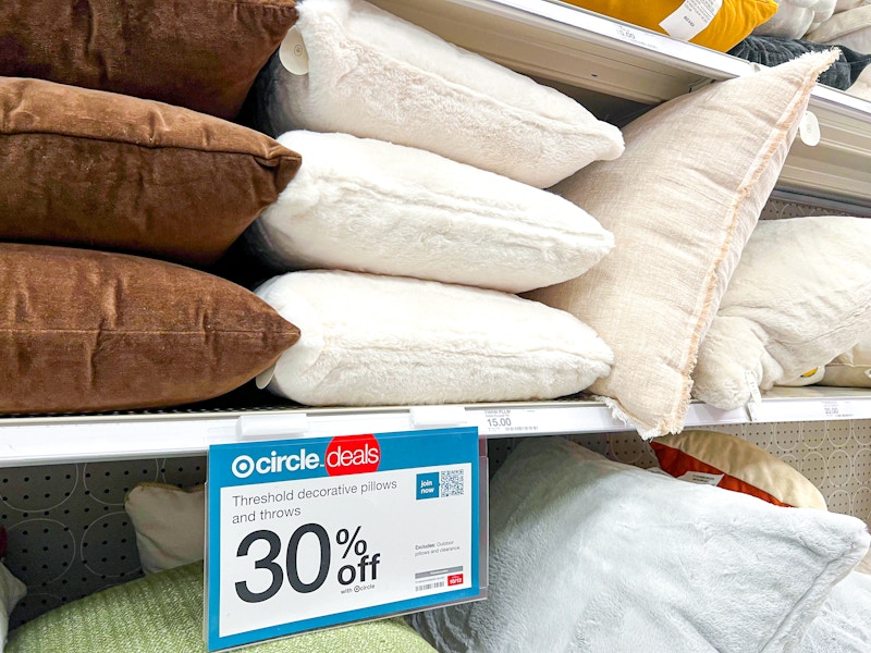 Target-Threshold-faux-pillows-3