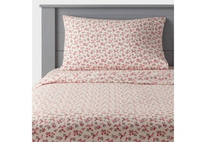 Pillowfort Kids' Sheet Set