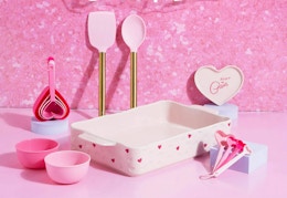 Paris Hilton Lasagna Cookware Set, Only $27 at Walmart (Reg. $50) card image