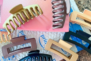 amazon-claw-clips-2023-07-001