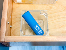 amazon-Maree-under-eye-balm-stick-5