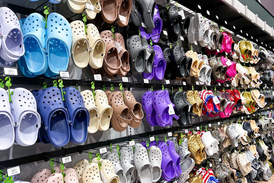 crocs-retail-area-june-1