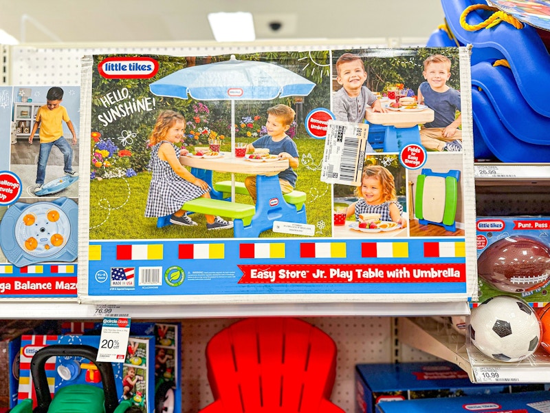little-tikes-picnic-table-target1