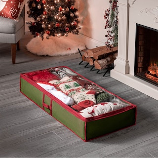 amazon holiday stroage 1642447613 1642447613