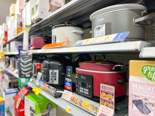 Slow cookers aisle area