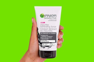 garnier skinactive blackhead eliminating scrub