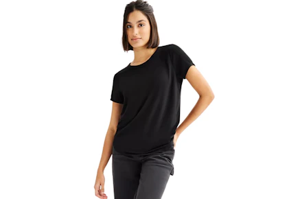 SO Women's Short Sleeve Crewneck