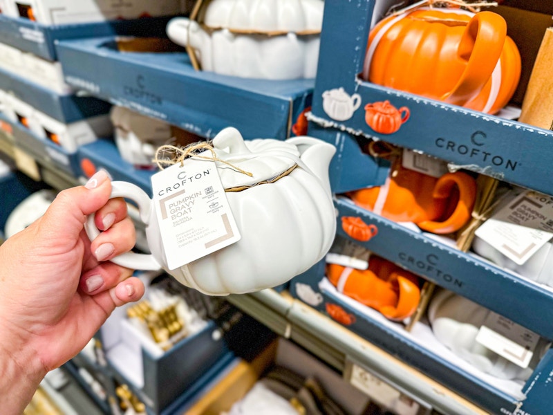 aldi-fall-finds-pumpkin-gravy-boat