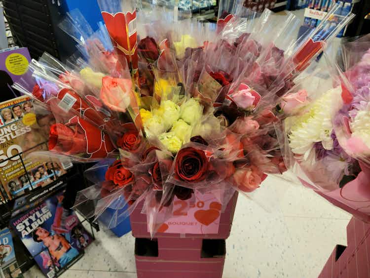 Valentine's Day Fresh Flower Bouquets, as Low as 2.50 at Dollar