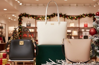 kate-spade-outlet-holiday-sale-dec-1