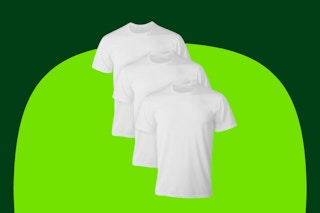 3-pack hanes men's tees together