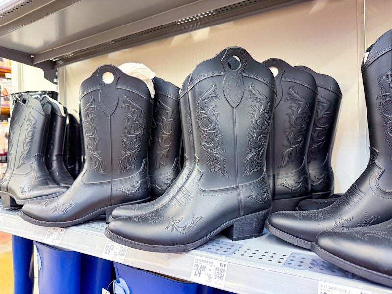 Walmart-No-Boundaries-womens-western-rainboots