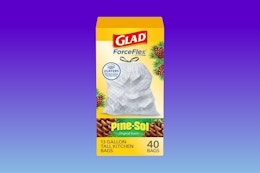 Box of Glad forceflex tall kitchen trash bags. B0CCYXC549