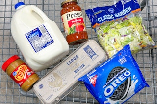 kroger freebies groceries in shopping cart