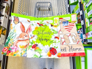 walmart-easter-yard-flags-kcl-2