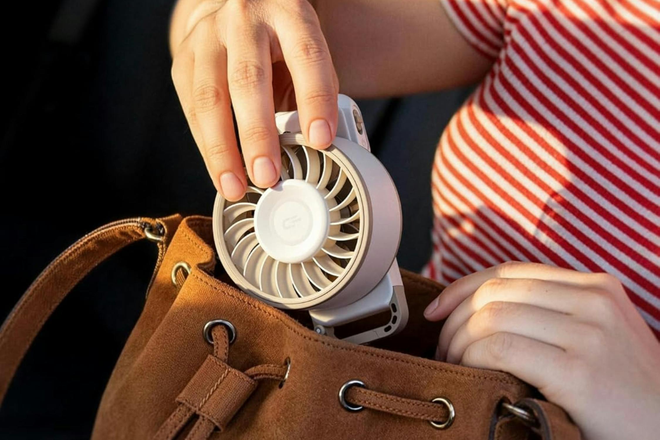 Portable Folding Fan B0GCZVLDHT