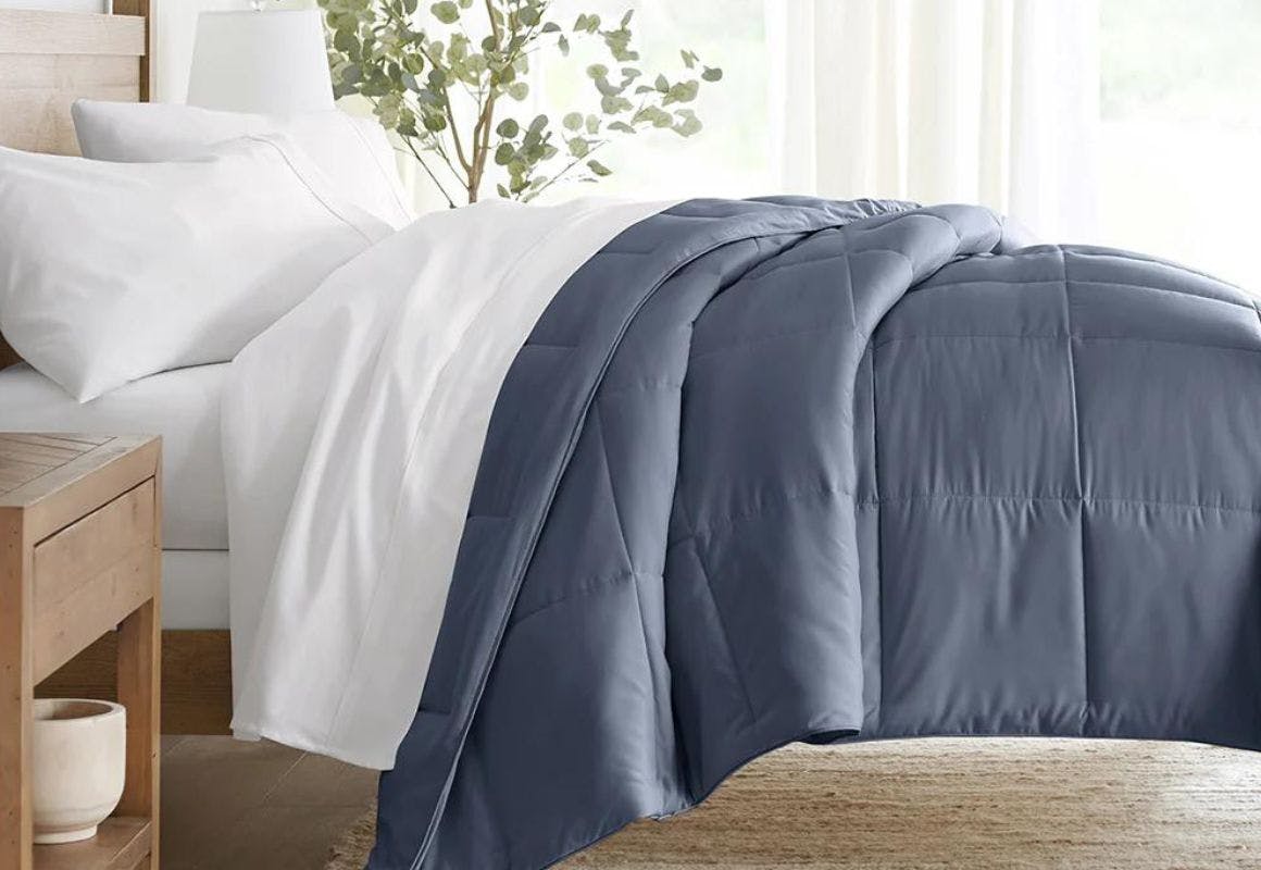 Down-Alternative Comforter Set