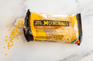 la moderna pasta on a table