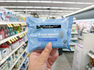 neutrogena wipes walgreens