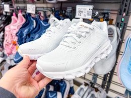 On Cloud-Inspired Sneakers Now at Walmart: $23 Avia Women’s Light Runners card image