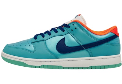 Nike Men's Dunk Low Retro Sneakers