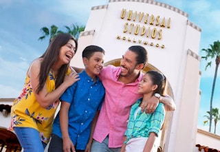 Family outside of Universal Studios in Hollywood
