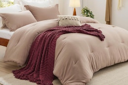 Bedsure 5-Piece Queen Comforter Set, Only $33 on Amazon card image