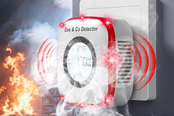 Plug-in Carbon Monoxide Detector, Only $18.98 After Amazon Promo Code
