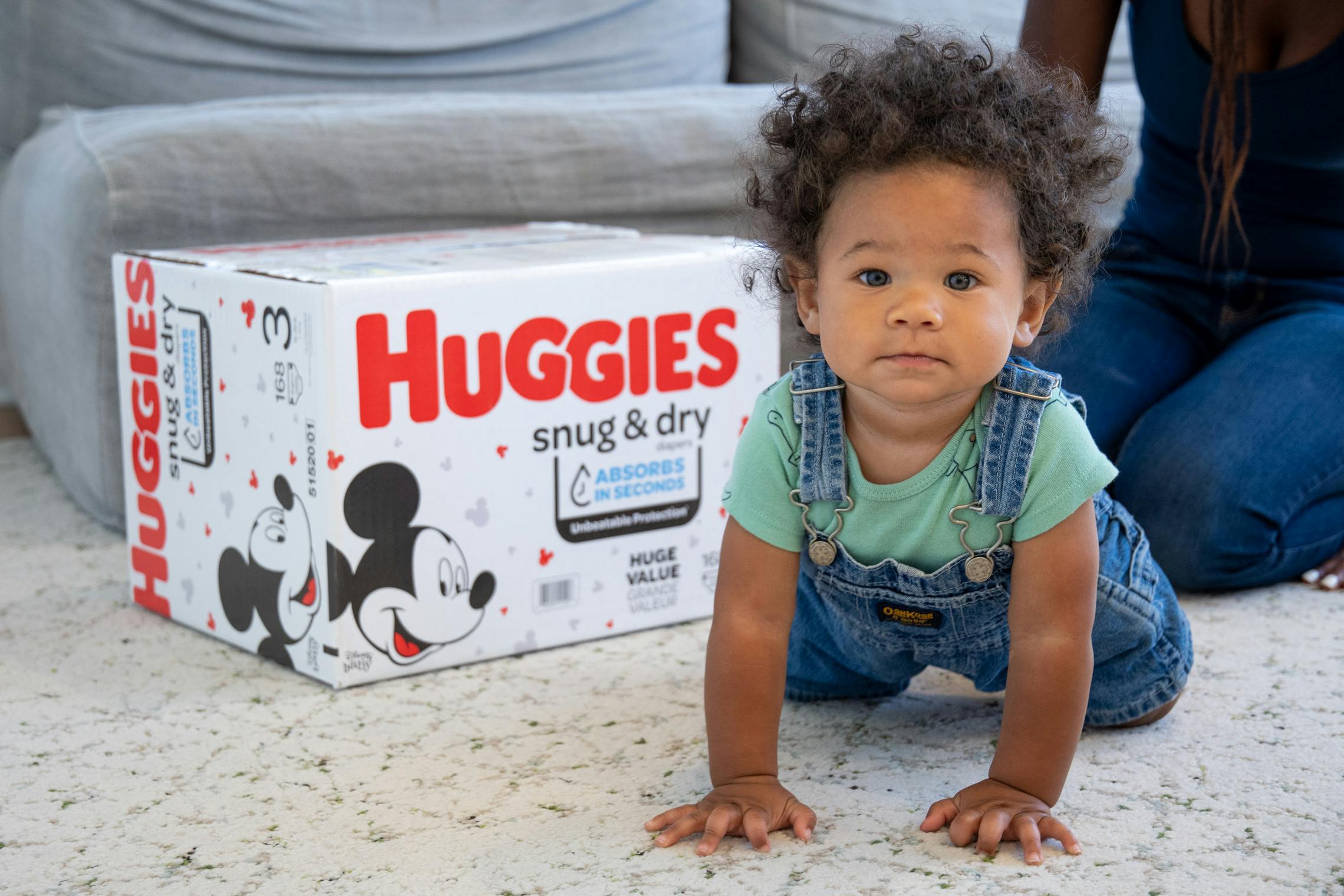 Diaper Hacks and Huggies for New Parents-Electric Mommy