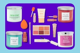 Run Deal: 4 Candles AND an $88 Beauty Set for $16 at Ulta  card image